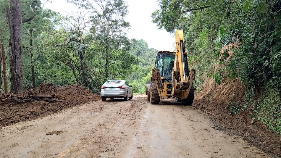 Fuertes lluvias provocaron 12 derrumbes y una vivienda colapsada en Boquete, Chiriquí