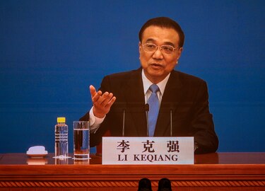 China espera que su economía crezca 5 % este año