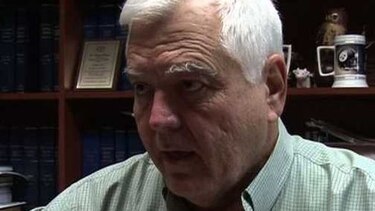 Mario Martinelli recibe medida cautelar de país por cárcel