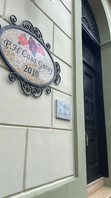 Noches sin silencio: vecinos denuncian exceso de ruido en fiestas en la Casa de la Municipalidad