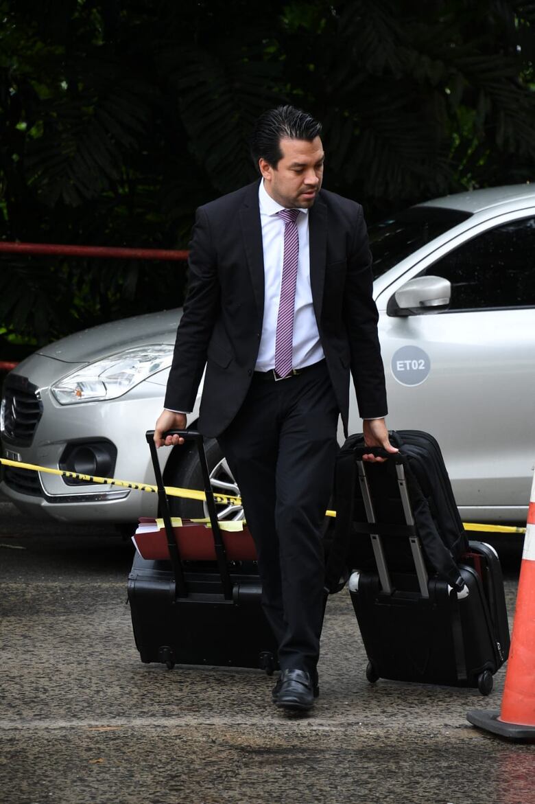 Perito describe el esquema que alimentó a la cuenta de New Business