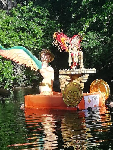 Princesas se lucieron en las aguas del Zaratí