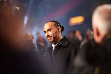 Lewis Hamilton estrena el nuevo monoplaza SF-2  