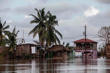 Doble golpe de huracanes agrava pobreza en el Caribe Norte de Nicaragua