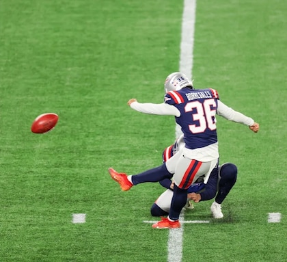 NFL: El pie de Andy Borregales envía a los Patriots a la ronda divisional
