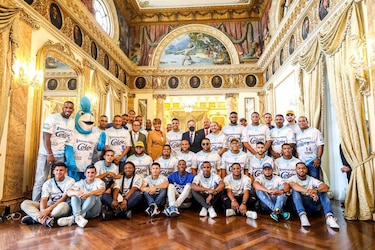 Los campeones del béisbol mayor visitan la Presidencia de la República