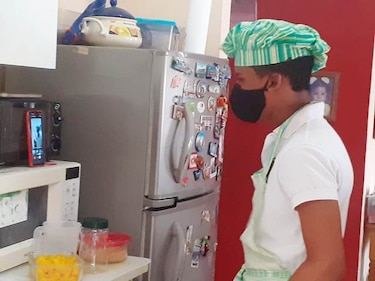 Organizan cursos de cocina, redes sociales y marca personal para jóvenes