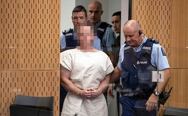 Extremista responsable de matanza en Nueva Zelanda comparece ante tribunal