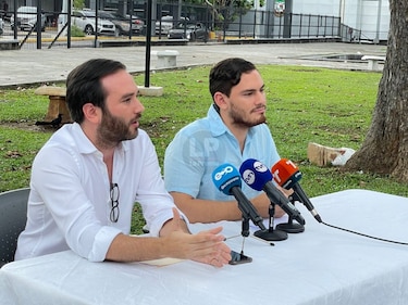 Diputados Vásquez y Silva reiteran que no buscarán la reelección, apoyarán a candidatos independientes