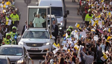 El papa Francisco llega a Colombia