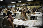 Honduras: sigue el conteo de votos y ciudadanos protestan desde sus casas