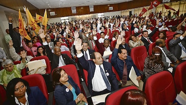 Contralor objeta pago de bonos por retiro en la Universidad de Panamá