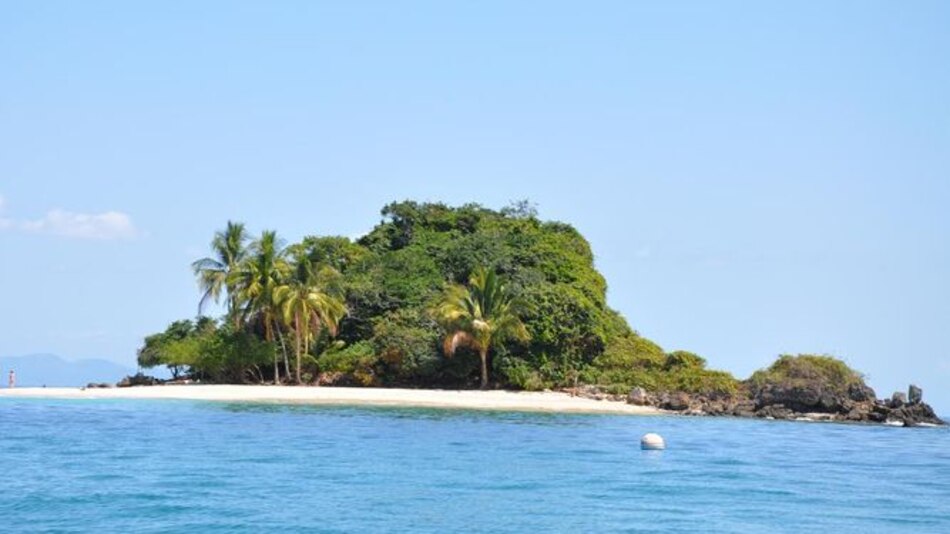 Inglés muere ahogado en playa Granito de Oro