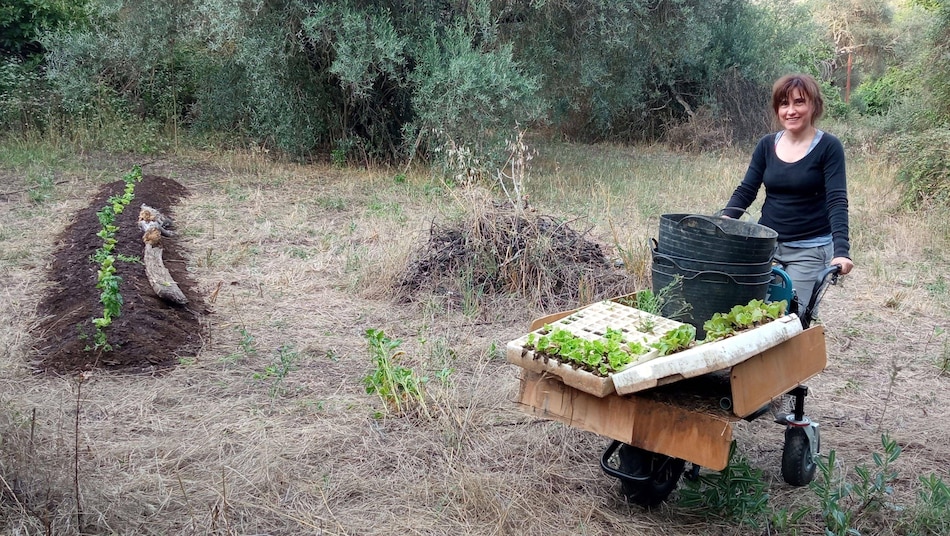 ‘Neorrurales’: los jóvenes españoles que han abandonado las grandes ciudades para asentarse en el campo escapando de los altos precios de la vivienda