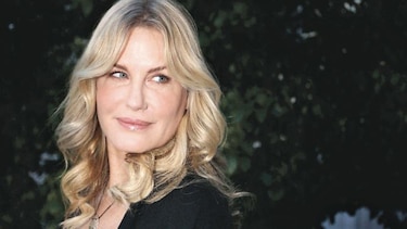 Se casan el músico Neil Young y la actriz Daryl Hannah