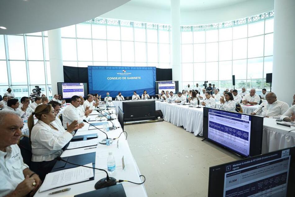 Empresa importadora de gas sigue en conversaciones con el gobierno para recibir pago