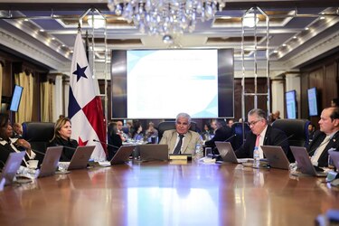 Conferencia de prensa del Consejo de Gabinete