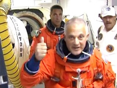 EU lanza transbordador rumbo a estación espacial