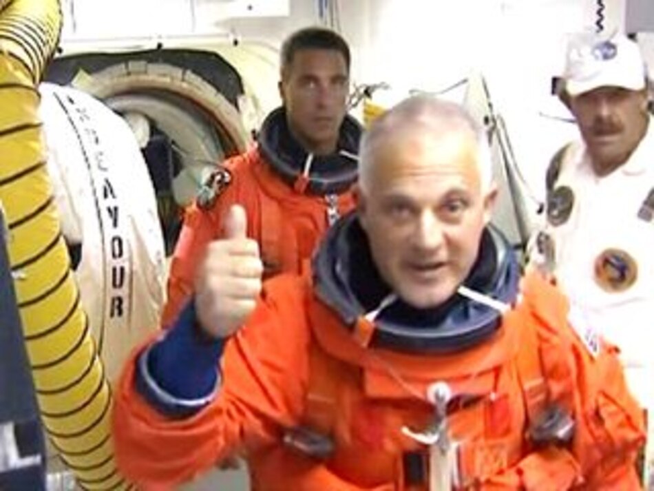 EU lanza transbordador rumbo a estación espacial