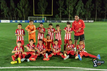 Atevo Cup: Definidos los últimos finalistas en una jornada épica bajo la lluvia capitalina