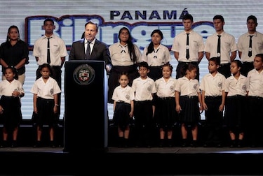 Más de mil docentes partirán al extranjero para capacitarse en Panamá Bilingüe
