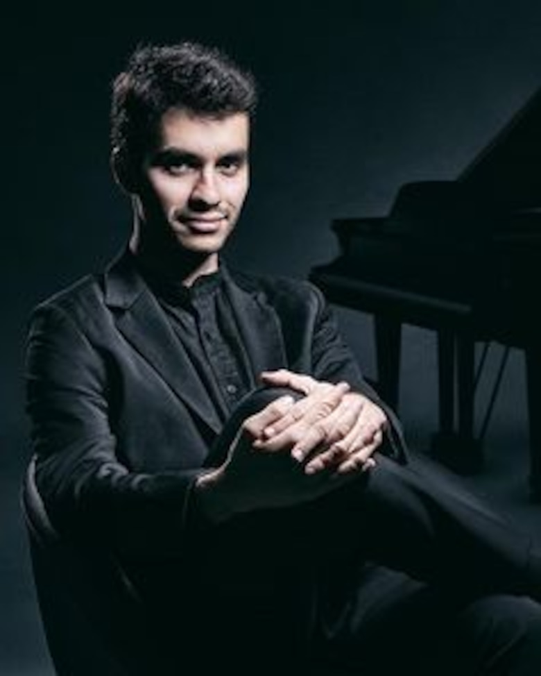 Por primera vez, el pianista español Pérez Floristán vendrá a Panamá