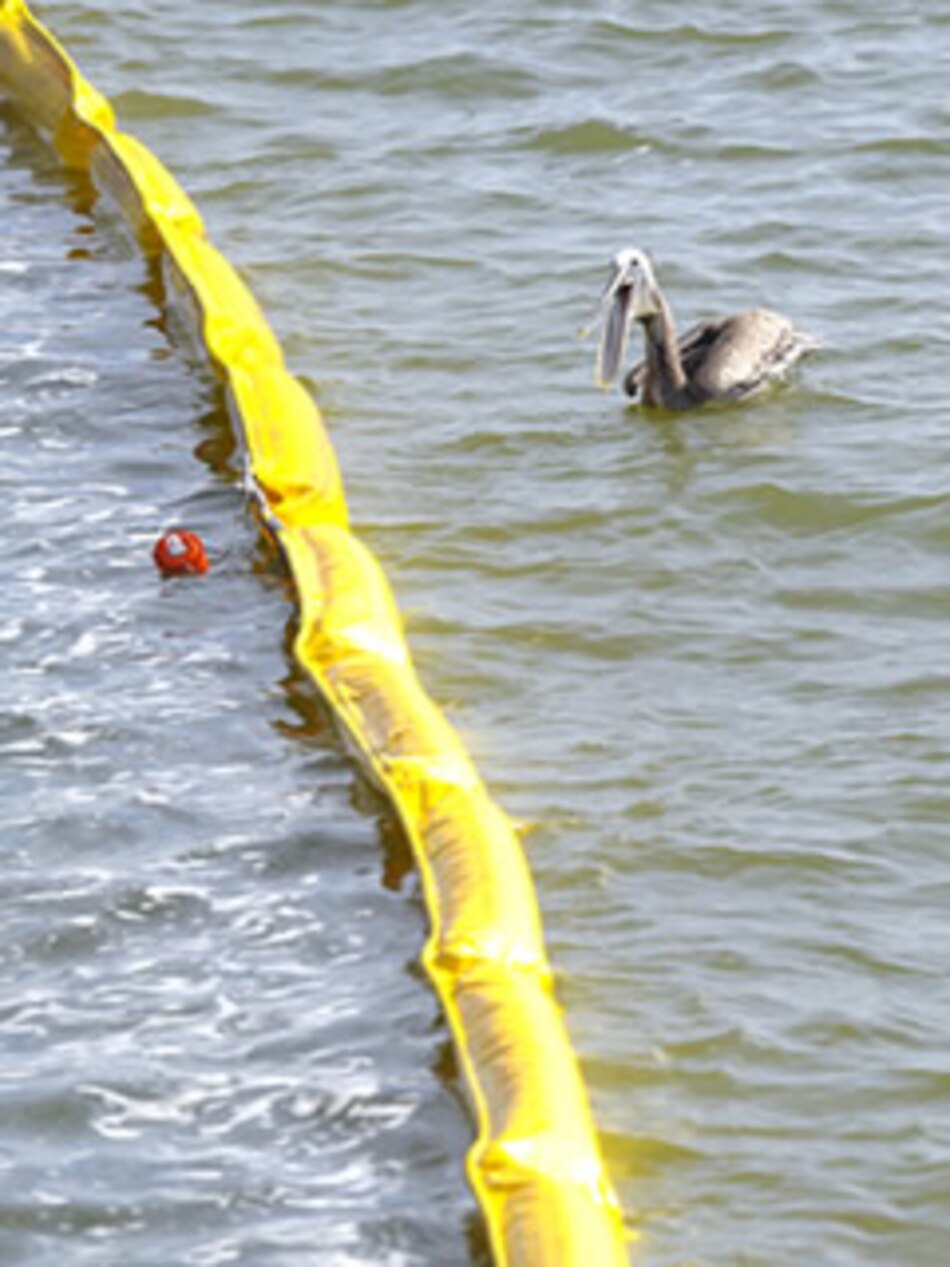 Demandan a BP y Transocean como hampones en EU