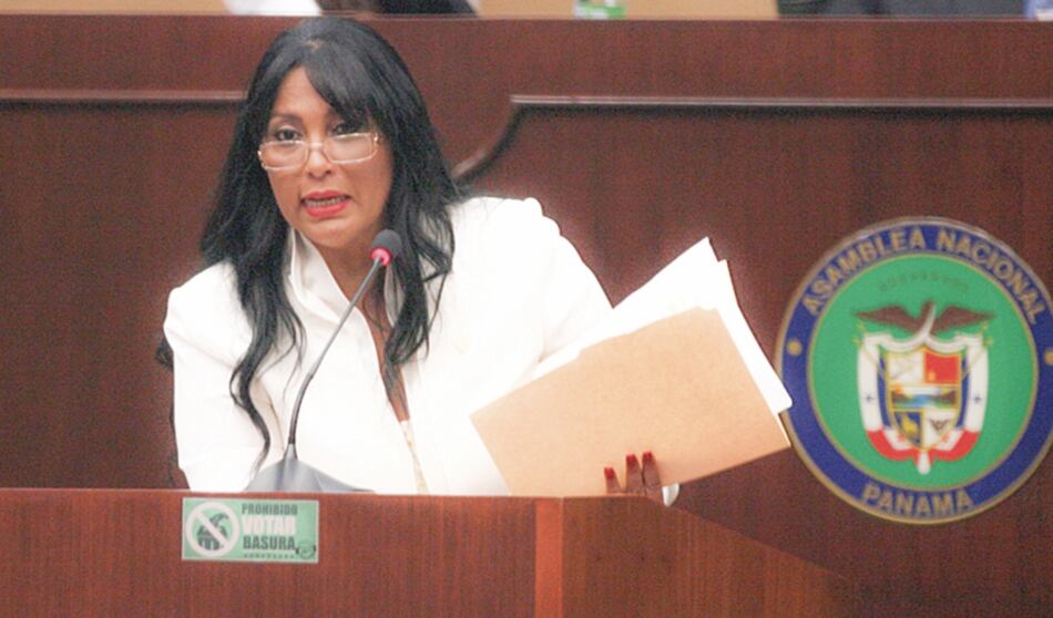 Mulino concede rebaja de pena a 166 reos, entre ellos Patria Portugal y policías condenados por homicidio