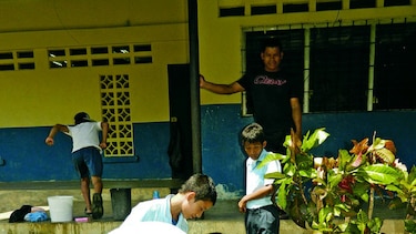 Estudiantes de internado veragüense piden agua