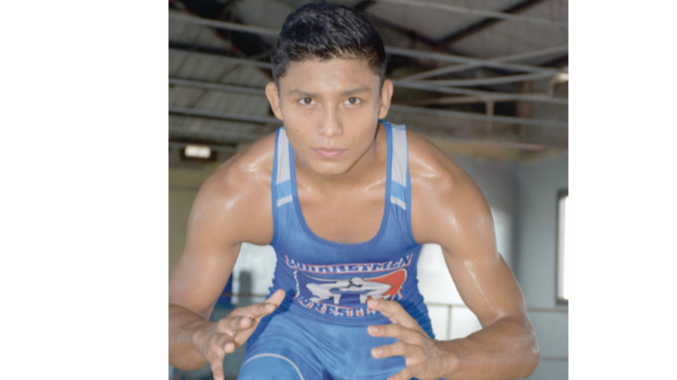 Luchadores viajan a Bulgaria a finiquitar su preparación