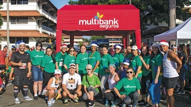 Multibank Seguros apoyó nuevamente la caminata Santa’s Race