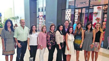 Lazos de Amor une al Luxury Avenue