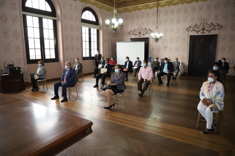 Tras destitución de Martelo Robinson, la ministra Janaina Tewaney se reúne con los gobernadores