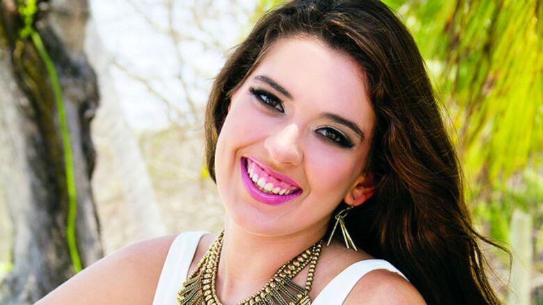 FESTIVAL DE DEBUTANTES 2015: Nicole Marie Weinert Vallarino
