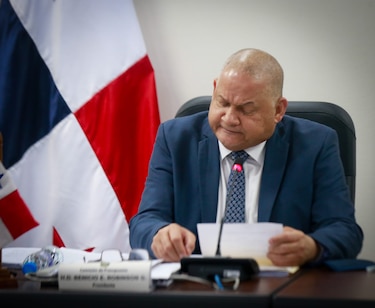 El diputado del PRD, Benicio Robinson, desencadena ola de críticas por hablar de golpe de Estado