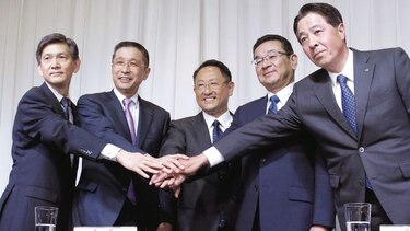 Japón intenta retener liderazgo automotriz