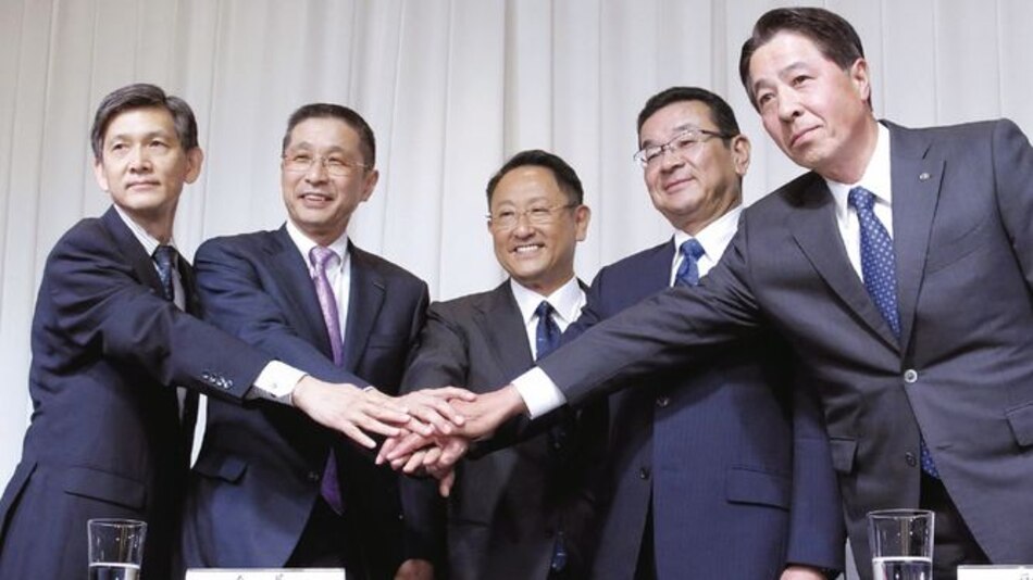 Japón intenta retener liderazgo automotriz