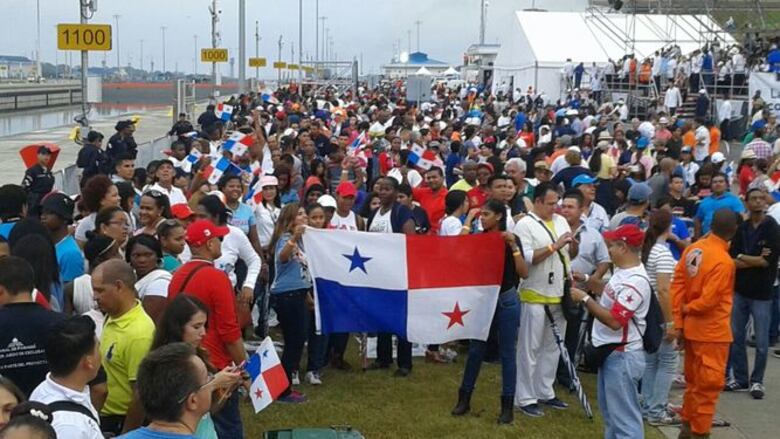 Se inicia el tránsito inaugural por el Canal ampliado