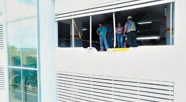 Seguridad de estacionamientos, a debate