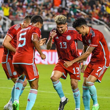 Colombia viene de atrás y vence a México en amistoso