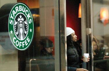 Clientes de Starbucks pueden rastrear su café usando un código en Estados Unidos