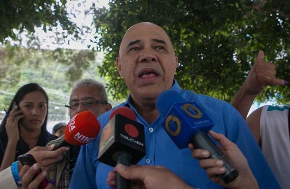 MUD rechazó medida de prorrogar el horario de cierre de la votación