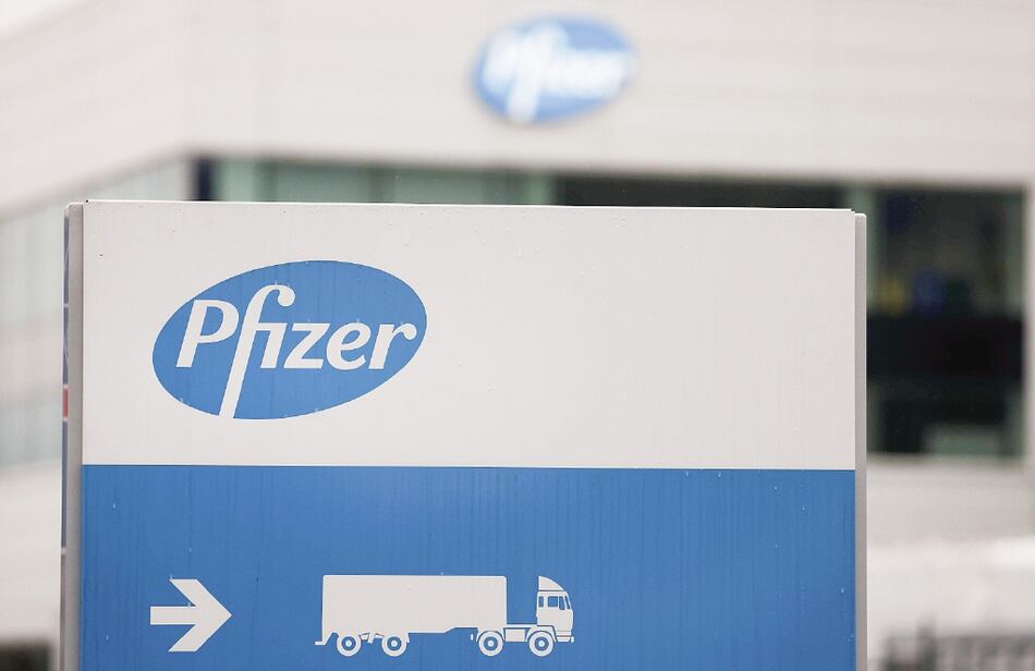 Atacan a firmas que distribuirán vacuna de Pfizer