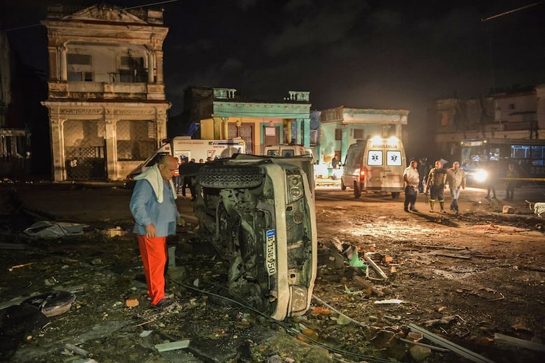 Tres muertos en Cuba por un potente tornado