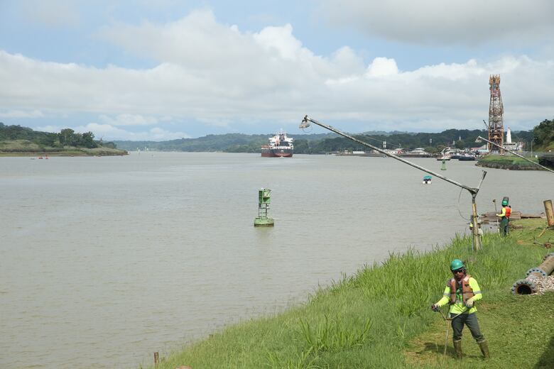 El Canal de Panamá estima reducción de entre $500 millones y $700 millones en ingresos este año