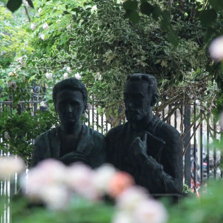 La temeraria búsqueda de las huellas dactilares radiactivas de Marie Curie en París