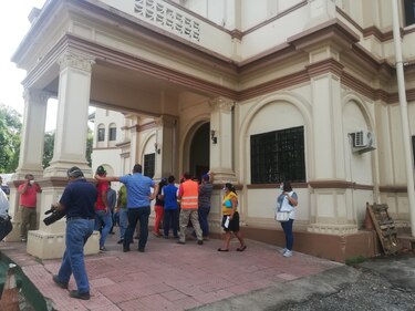 Salvoconductos sin sellos provocan aglomeración en el Minsa en Chiriquí