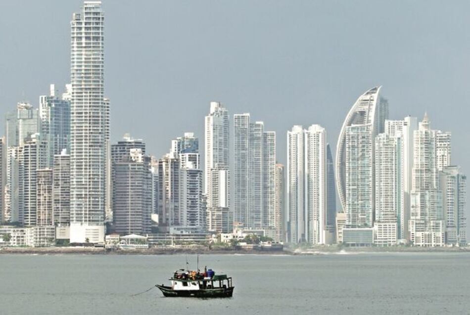 Más de 100 fondos internacionales participan en emisión de deuda soberana en el mercado local