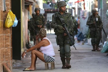 Más de 58 mil muertes violentas en Brasil en 2014