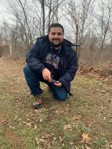 ‘En cuanto algo cae, es hora de ponerse en marcha’: el lucrativo negocio de los buscadores de meteoritos que ganan miles de dólares vendiéndolos